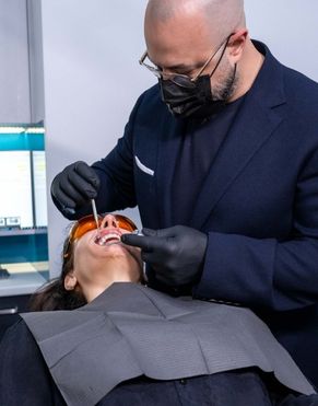 Dental Examination In Bondi, Bondi Junction, Sydney At Sydney Cosmetic Dentist